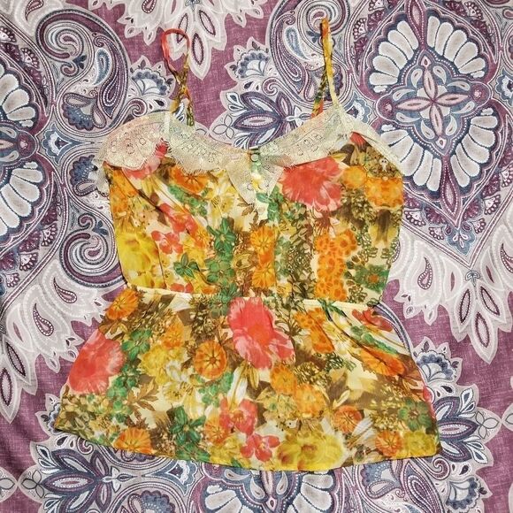 NWOT Lily White Floral Shimmer Lace Sexy Intimate Sheer Fit & Flare Tank Top - Picture 1 of 3